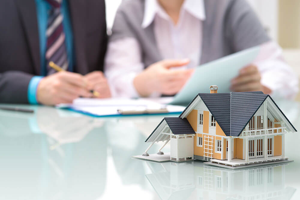 The Role of Mortgage Underwriters: What Borrowers Should Know